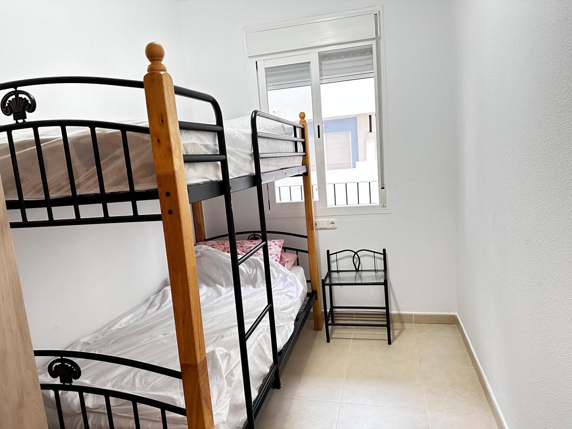 אלמרימר Luxurious Spacious Three Bedroom Apartment On Beachfront מראה חיצוני תמונה